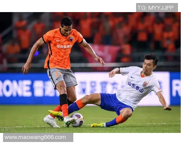 深入分析重庆足球队区域防守战术的特点与应用策略