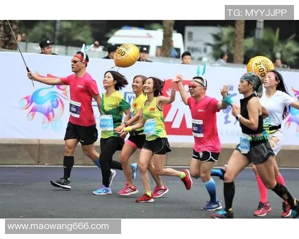 重庆街舞队在城市马拉松中的拼搏故事与奋斗精神展现 重庆街舞队在城市马拉松中的拼搏故事与奋斗精神展现