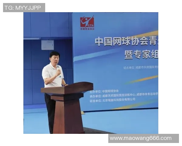 广州网球队与成都网球队赛后复盘分析力量对比与战术探讨